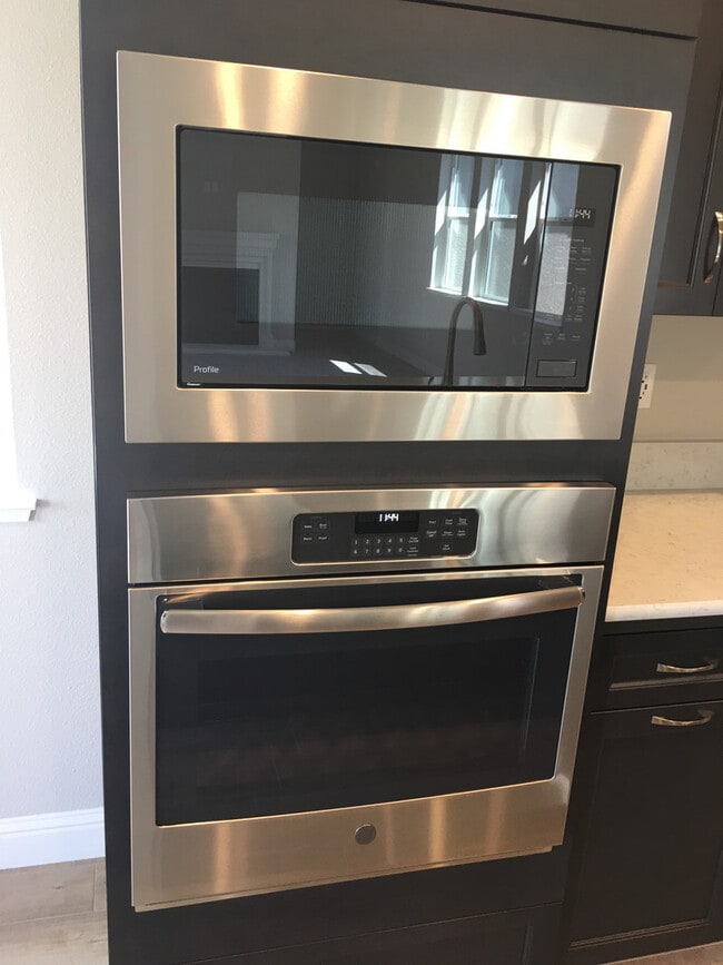 Photo - BEAUTIFUL ALMOST NEW HOME IN CLOVIS!