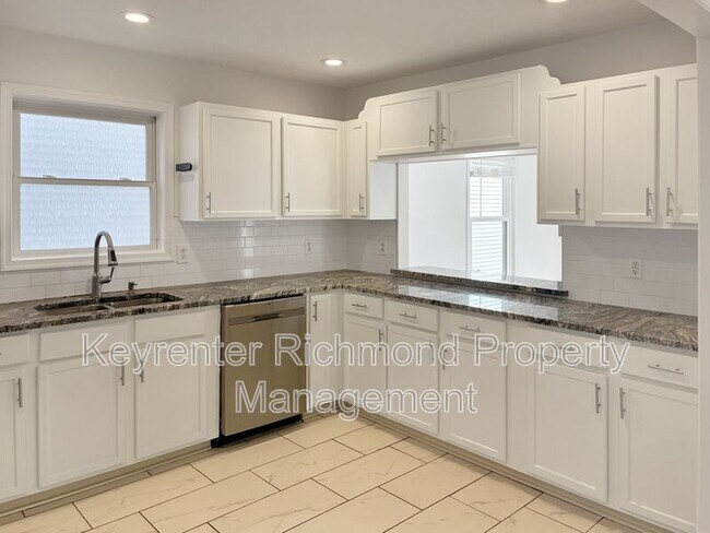 Photo - 1214 Bainbridge St