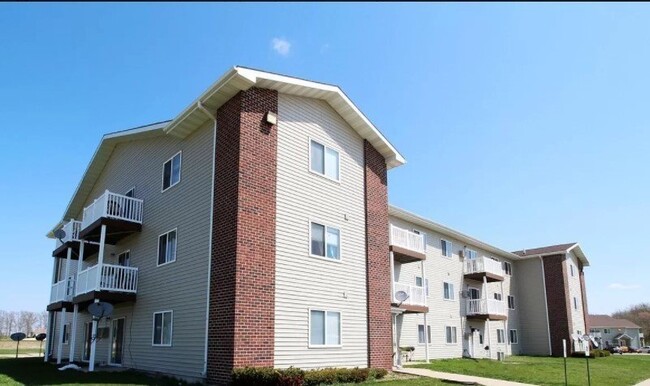 Photo - ** SPRING MOVE-IN SPECIAL **
2 Bedroom | 1... Apartment Unit 34