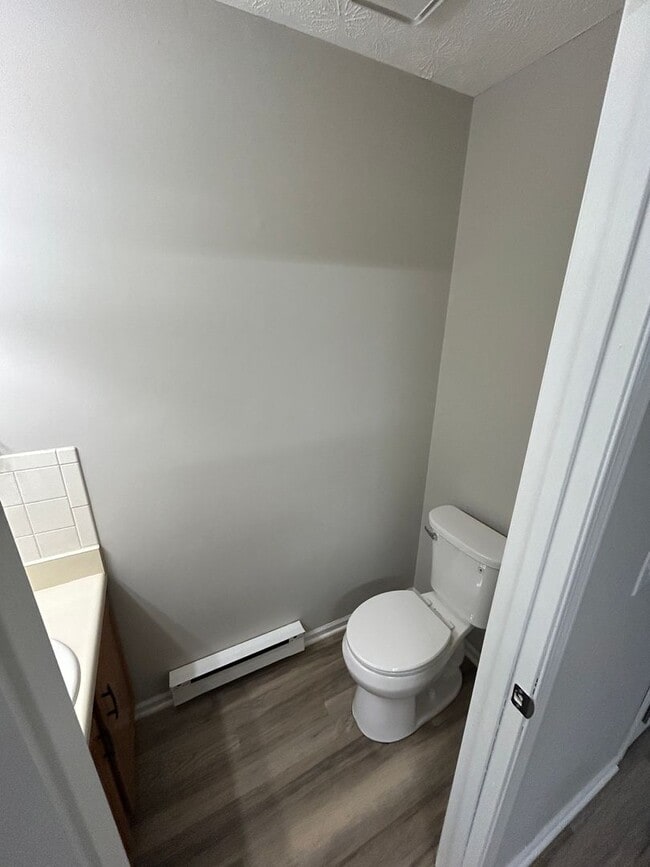 Photo - 2 Bedroom and 1.5 Bath Townhome - Troy, Ohio!! Unidad 1220-A Bunker Hill