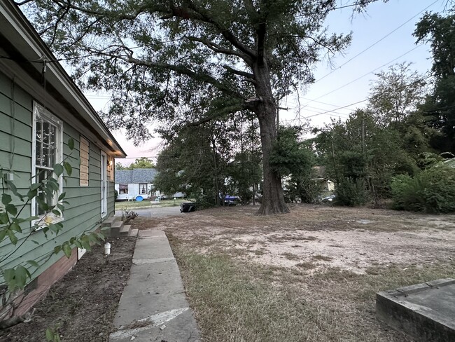 Photo - 519 Grand Ave