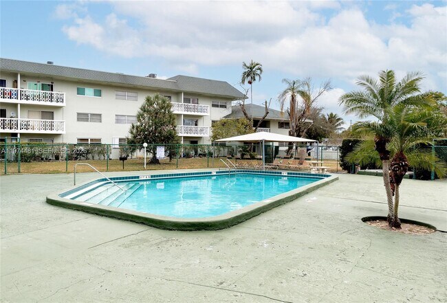 Photo - 4200 NW 3rd Ct Unit 309