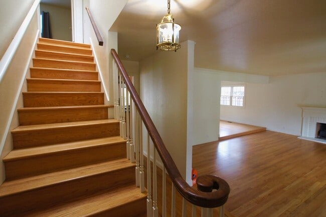 Photo - 1715 Grizilo Dr House