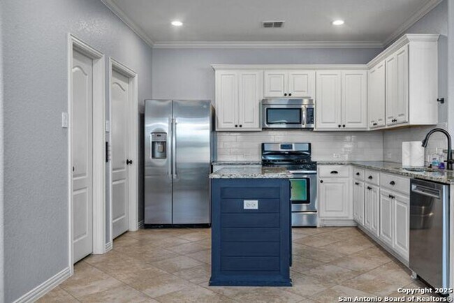 Photo - Move In Ready - Stunning 4 bd/2.5 Located ...