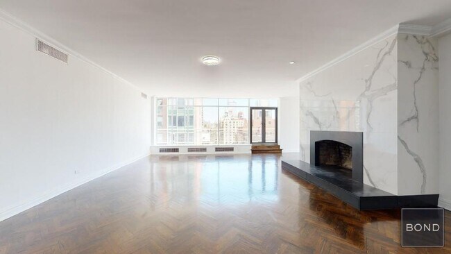 Building Photo - 219 E 69th St Rental
