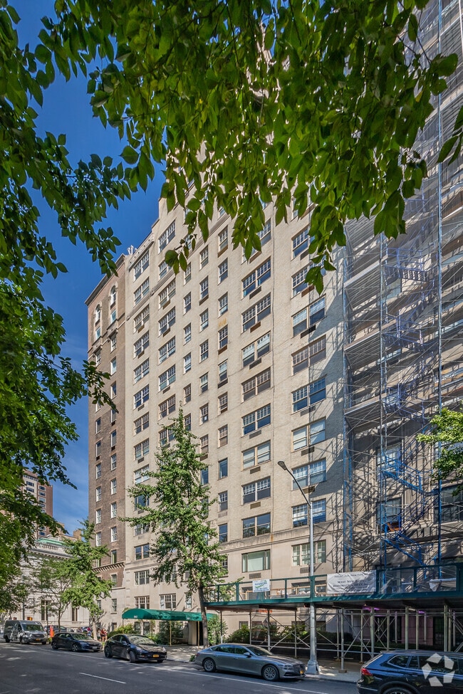 Photo - 965 Fifth Ave