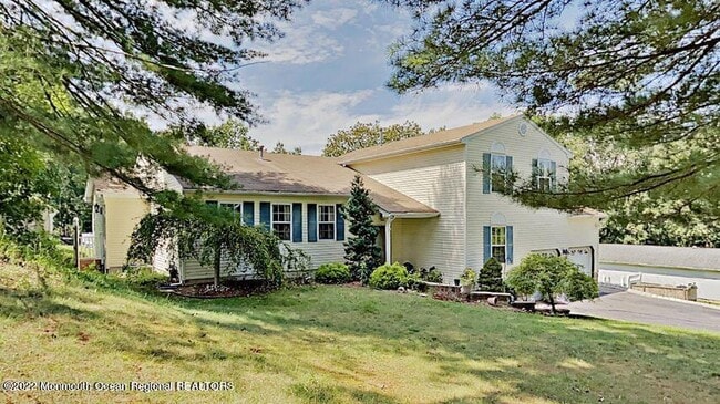 31 Oakland Dr