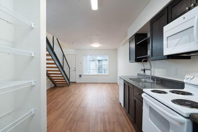 3 Bedroom 1.5 bath townhome!