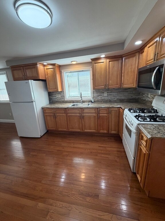 Photo - 99 Weston St Unit 2