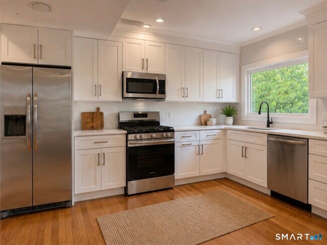 Photo - 2750 Whitney Ave