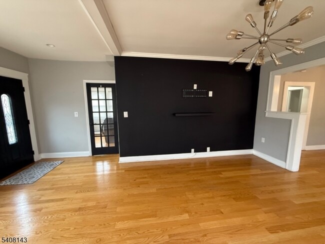 Photo - 28 Sabina St