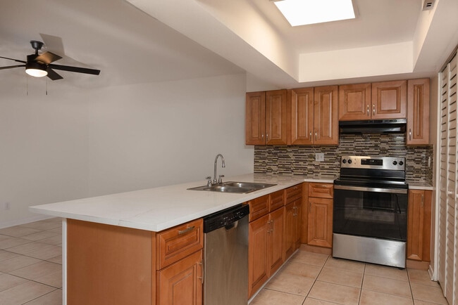 Photo - 1253 White Pine Dr