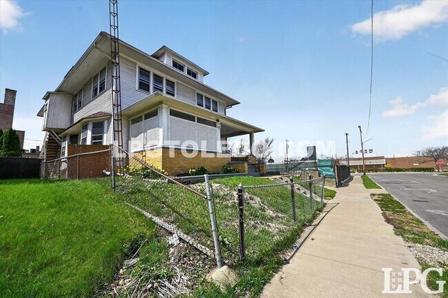 Photo - 414 Platt St