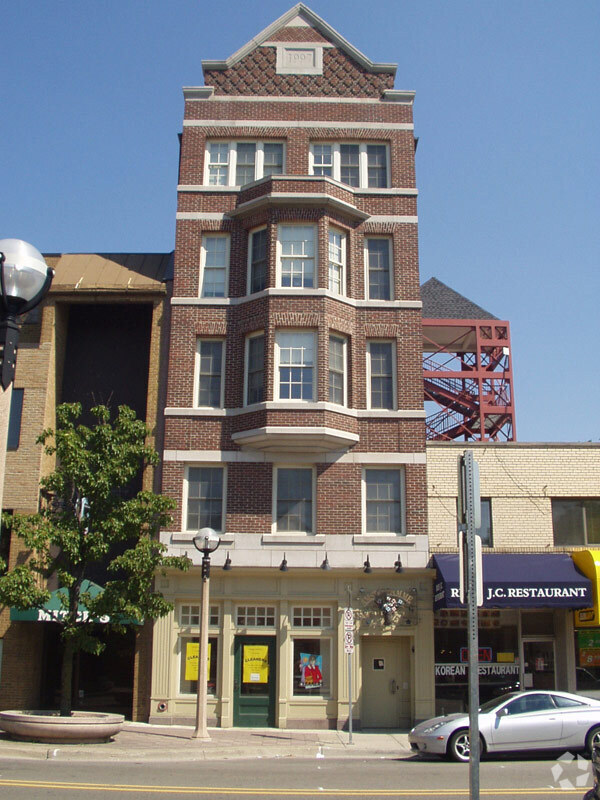 Building Photo - The Amsterdammer Rental
