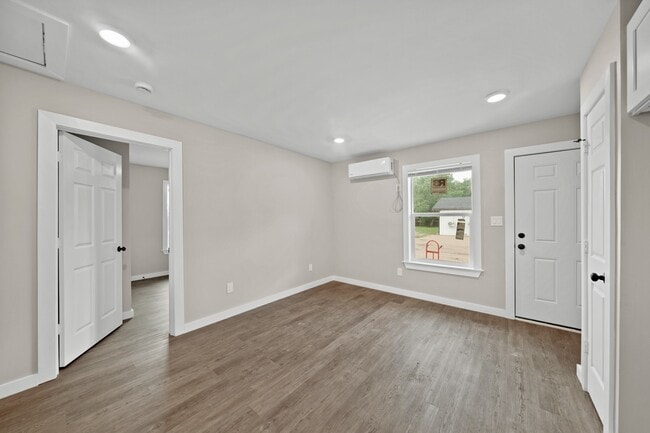 Photo - 1644 County Rd 180