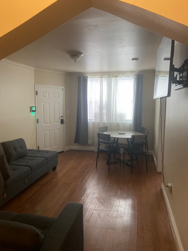 Building Photo - 4309 Norfolk Ave