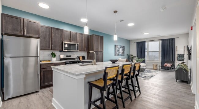 Photo - 234 W Diehl Rd