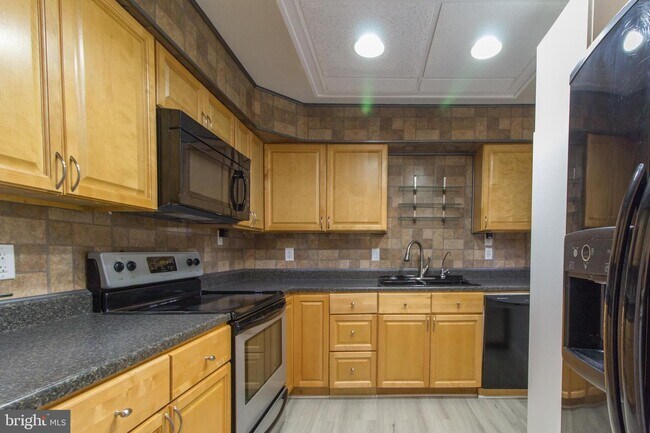 Photo - 200 Jennifer Ct