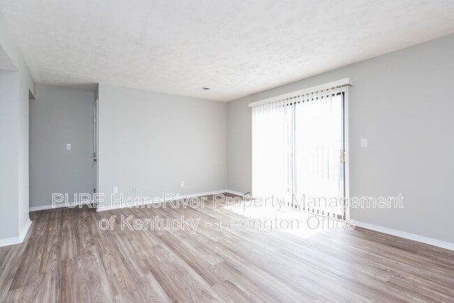 360 Redding Rd Unit #8