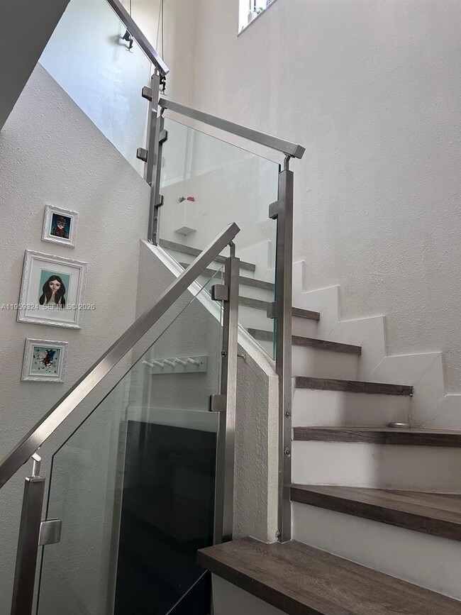 Photo - 3538 SW 17th St