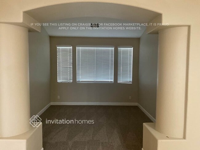 Photo - 6016 Golden Saddle St