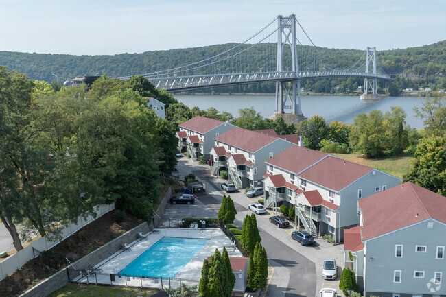 Aerial - Kaal Rock Manor Apartments