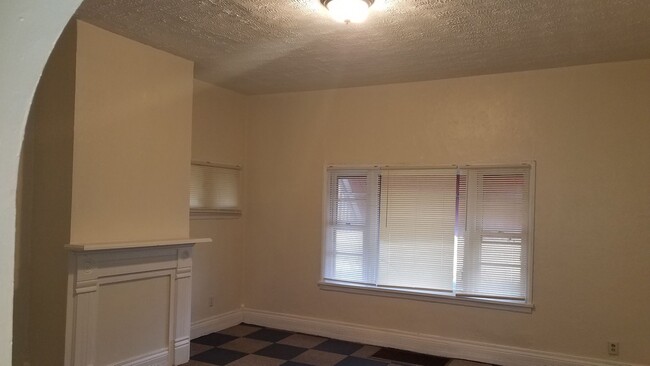 Photo - 2350 Germantown St