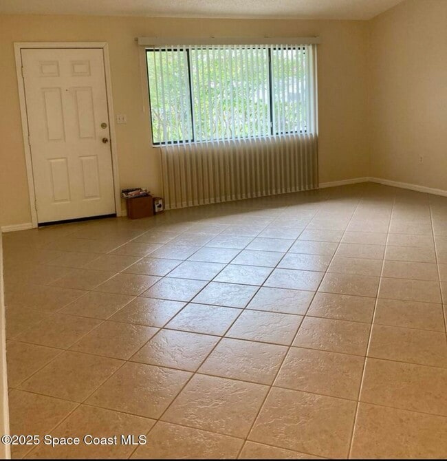 843 Parsons Cir SE