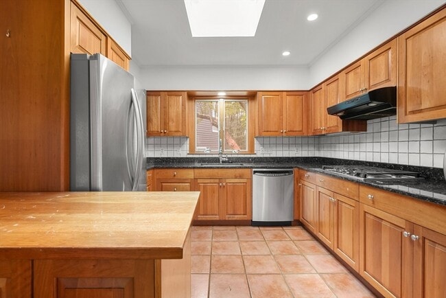 Photo - 188 Country Dr
