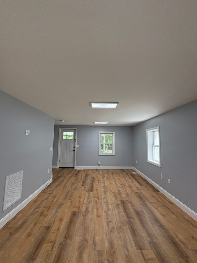 213 Dewitt Ave
