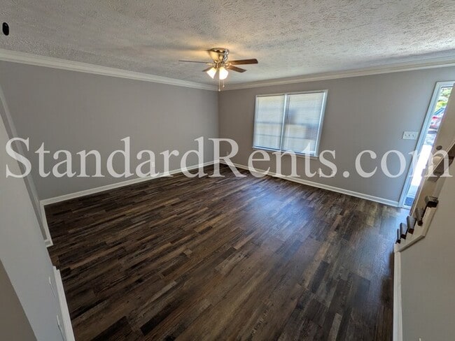 Photo - 2872 Spruce Cir