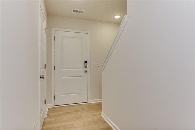 Photo - 1015 Tabor Pl