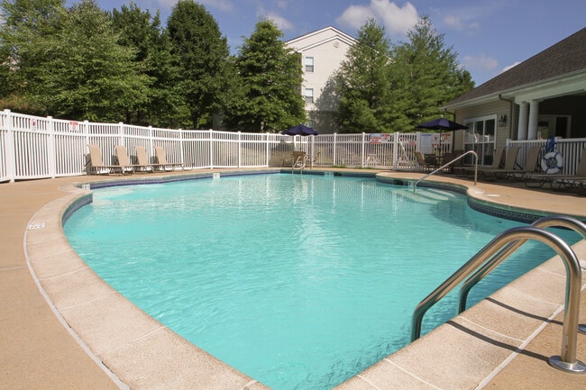 Photo - Lakewood Apartments