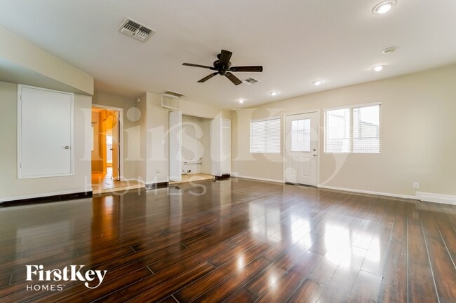 Photo - 10272 E Sky Castle Way