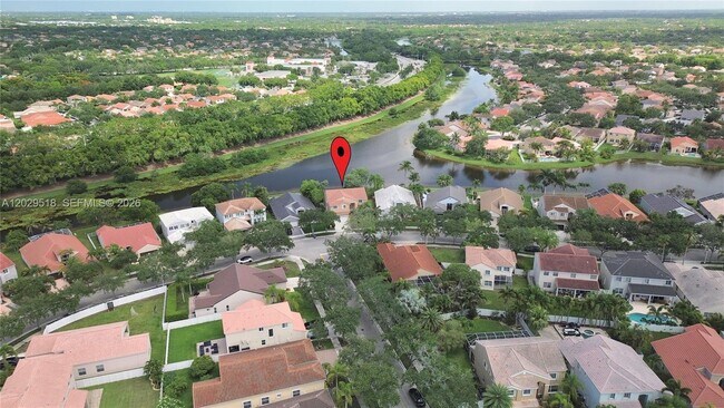 Photo - 1140 Cedar Falls Dr