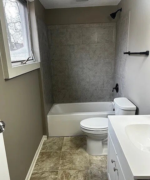 Photo - 240 Arch St
