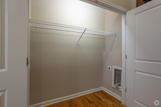 1BR, 1BA