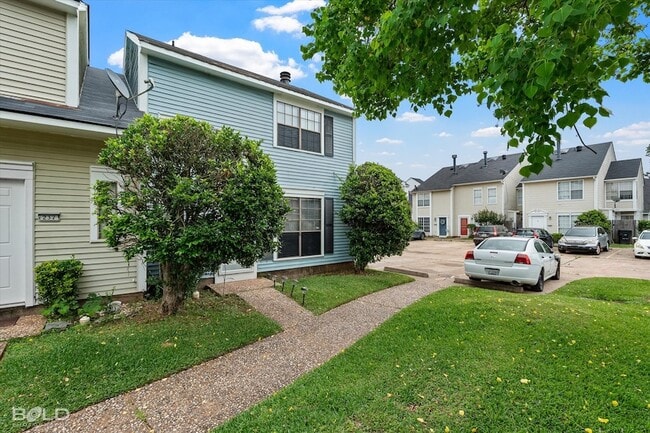 Photo - 236 Settlers Park Dr