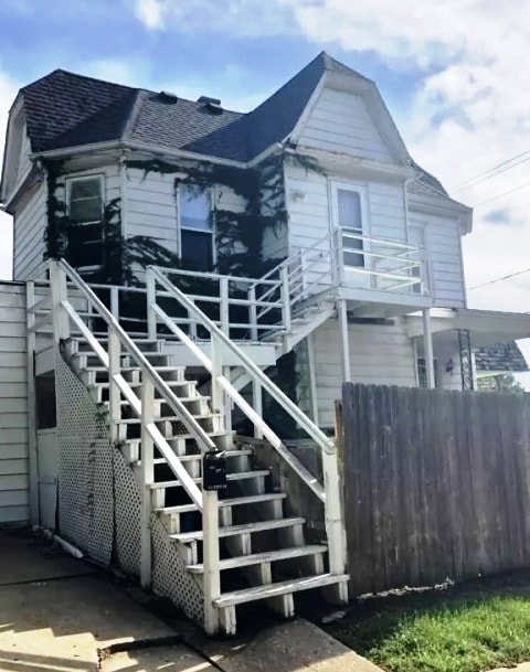 Building Photo - 307 N Clinton St Unit 2 Rental