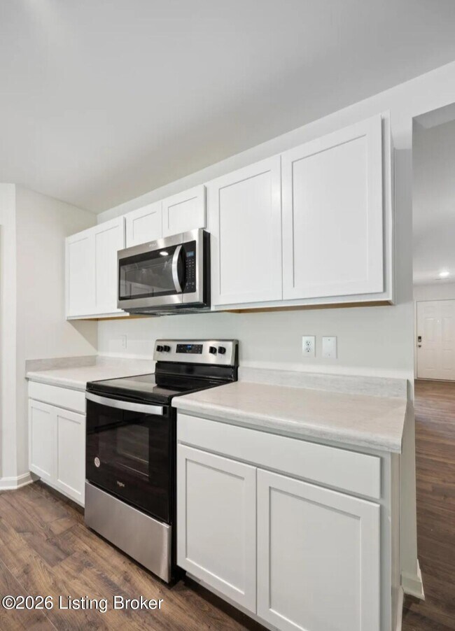 Photo - 156 Coral Springs Parkway