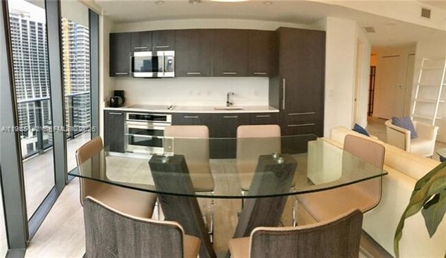 Photo - 55 SW 9th St Unidad 55 SW 9th St # 2901