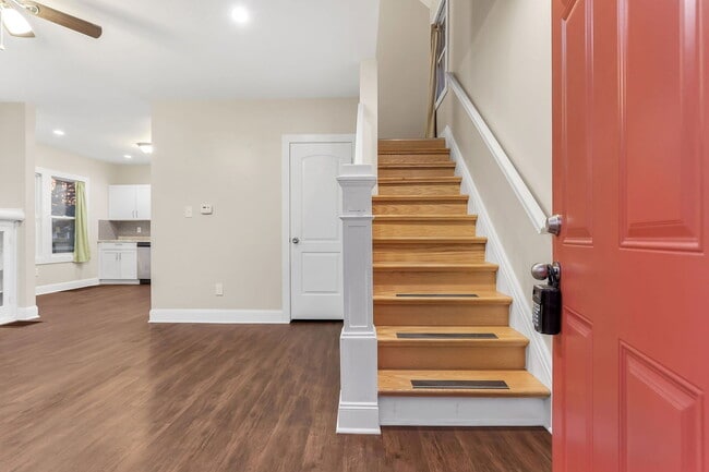 Photo - 2107 Cleveland Ave