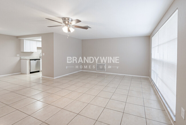 Photo - 7804 Topay Ln