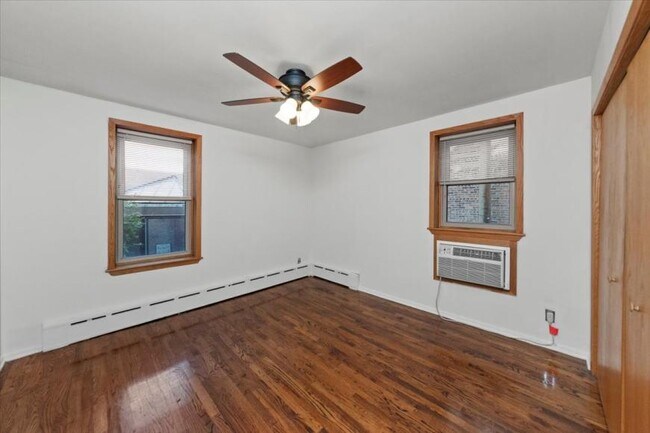 Photo - 2 bedroom in Chicago IL 60614 Unit 1C
