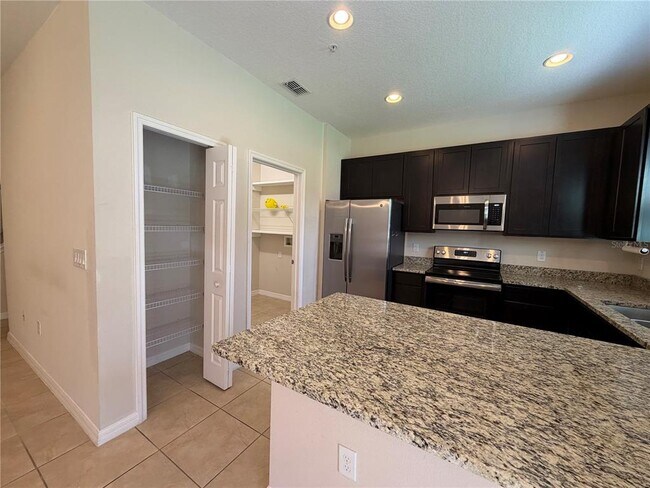 Photo - 2432 Seven Oaks Dr