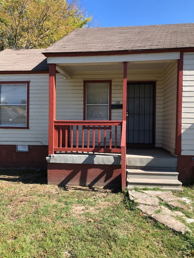 Photo - 128 College Park Cir Unidad 1