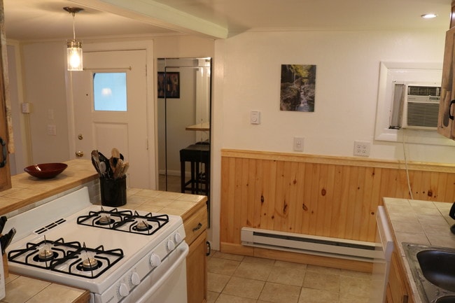 Photo - 202 S Catherine St Unit Lower