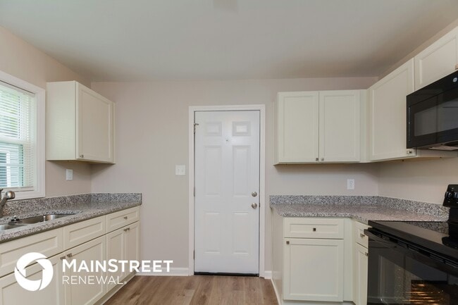Photo - 189 Lawndale Ave