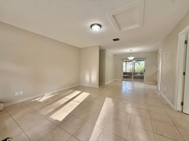 Photo - 1900 Adair St
