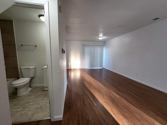 Building Photo - 155 Amberidge Dr Rental